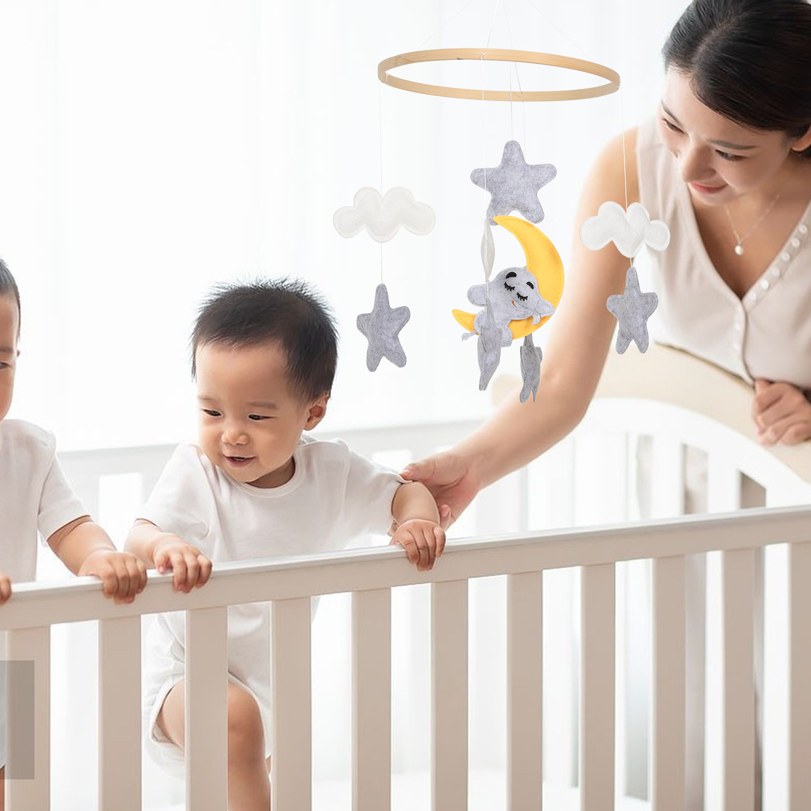 Móbile de Berço de Feltro com  - Baby Nursery Girl avaliação e preço